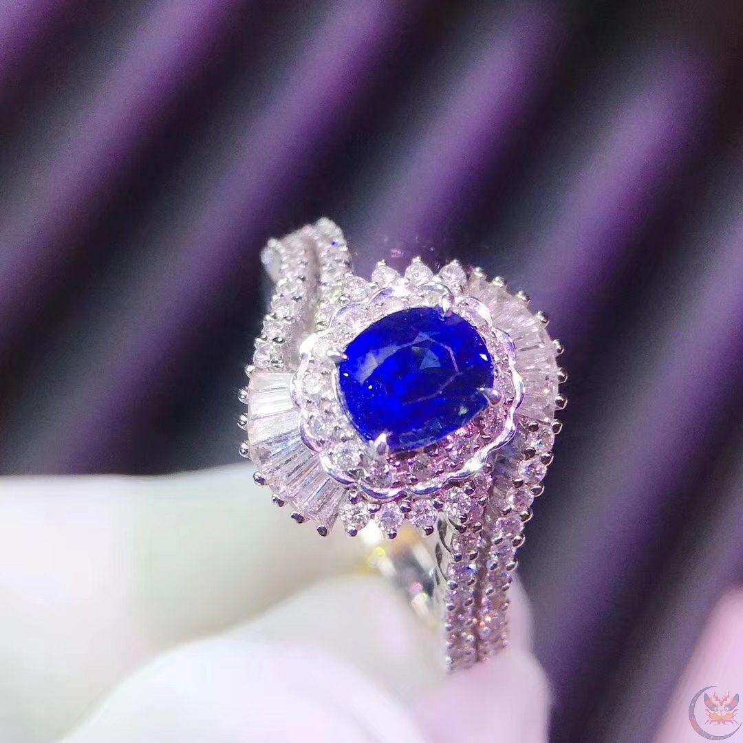 1.12ct天然皇家蓝蓝宝石戒指，8300 得，18k金钻石镶嵌！
