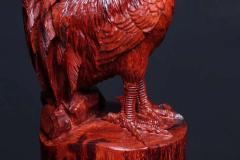 金鸡报晓 小叶紫檀老料一木镂空制作 【规格】长11cm 宽10cm 高23cm                 净重2.23斤 