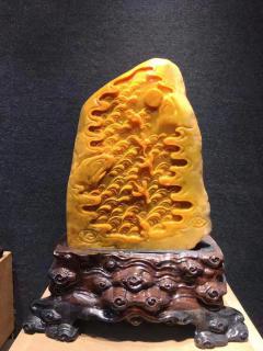 石材：老挝北部黄 题材：大丰收 净尺寸：16x20x8厘米 净重：6斤