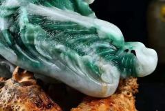 品种：巴西翡翠玉、大摆件 题材：百财 尺寸：34/39/24厘米 重：21斤