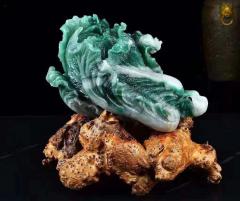 品种：巴西翡翠玉、大摆件 题材：百财 尺寸：34/39/24厘米 重：21斤