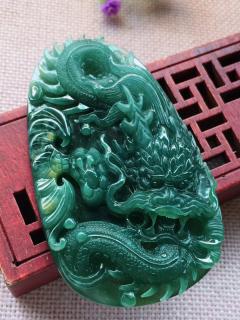 冰蓝水飘黄翡霸气龙牌，完美，尺寸76.5/46.6/10.5，2600